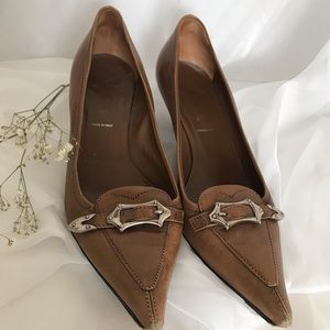 Vintage brown Prada pump